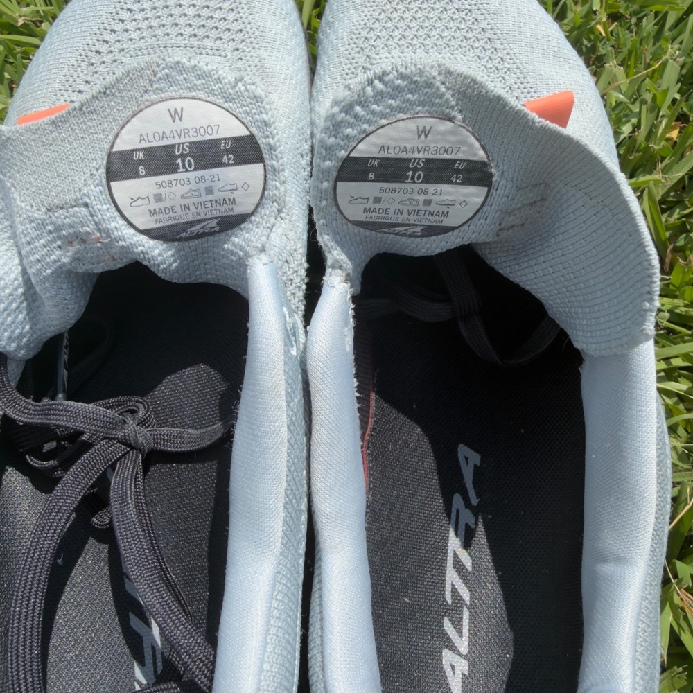 Altra Escalante 2.5 Womens Running Shoes Blue Gray Coral AL0A4VR3007 Size 10 - Picture 7 of 7